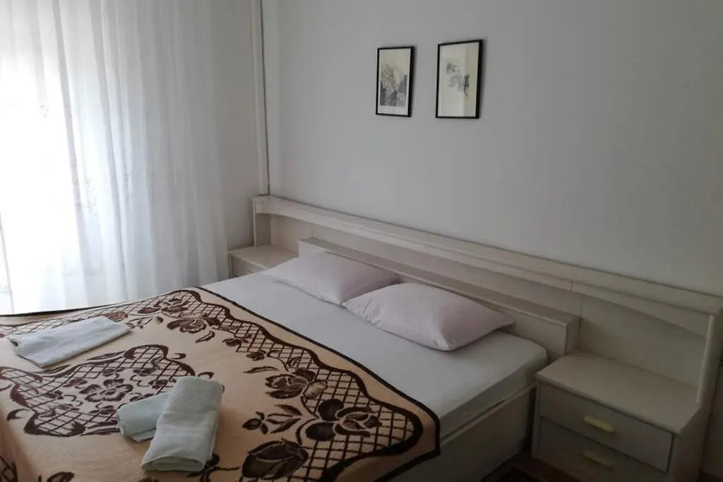 Ribaric Villa Banjol 0*,  Croatia